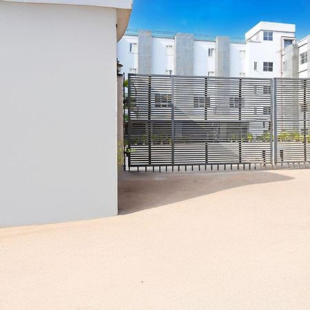 Отель Super Townhouse Mancheswar Industrial Estate Бхубанешвара Экстерьер фото